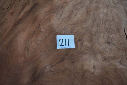 Bubinga fineer 150 x 52-71 cm | 0.6mm | 0,9765m&sup2;