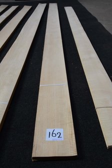 Essen fineer 239 x 12-13 cm | 0.6mm | 0,3663m&sup2;