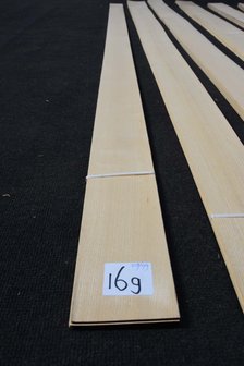Essen fineer 228 x 9-10 cm | 0.6mm | 0,2166m&sup2;