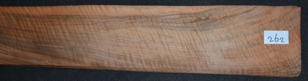 Frans noten fineer moir&eacute; 130 x 17 cm | 0.8mm | 0,221m&sup2;