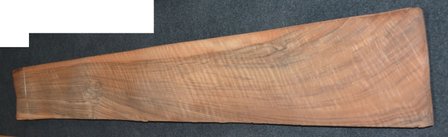 Frans noten fineer moir&eacute; 130 x 17 cm | 0.8mm | 0,221m&sup2;