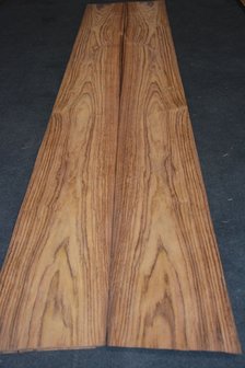 Indisch palissander fineer 256 x 28-29 cm | 0.6 mm | 0,7296m&sup2;