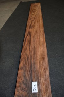 Indisch palissander fineer 235 x 23-27 cm | 0.6 mm | 0,5875m&sup2;