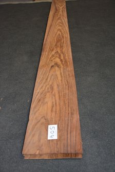 Indisch palissander fineer 290 x 22-24 cm | 0.6 mm | 0,667m&sup2;