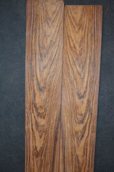 Indisch palissander fineer 290 x 22-24 cm | 0.6 mm | 0,667m&sup2;