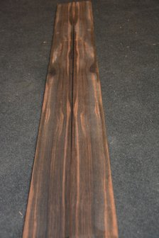 Coromandel fineer 133 x 8 cm | 0.6mm | 0,1064m&sup2;