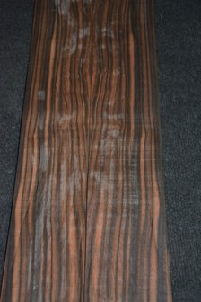 Coromandel fineer 182 x 8-11 cm | 0.6mm | 0,1729m&sup2;