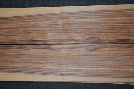 Santos palissander fineer 302 x 14-16 cm | 0.6 mm | 0,453m&sup2;