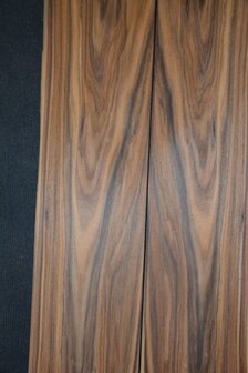 Santos palissander fineer 302 x 14-17 cm | 0.6 mm | 0,4681m&sup2;