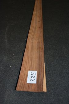 Santos palissander fineer 202 x 9-11 cm | 0.6 mm | 0,202m&sup2;