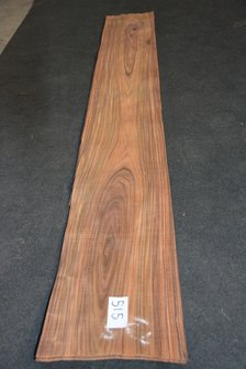 Santos palissander fineer 213 x 25-29 cm | 0.6 mm | 0,5751m&sup2;
