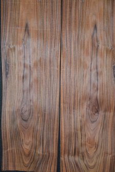 Santos palissander fineer 213 x 25-29 cm | 0.6 mm | 0,5751m&sup2;