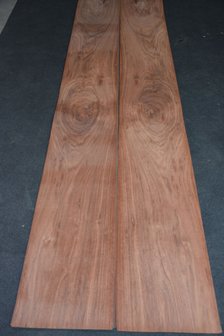 Afrikaans palissander fineer 250 x 33 cm | 0.6 mm | 0,825m&sup2;