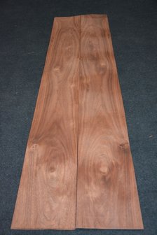 Afrikaans palissander fineer 135 x 19 cm | 0.6 mm | 0,2565m&sup2;
