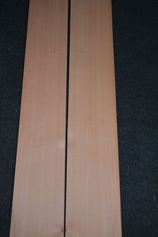 Peren fineer 272 x 9-11 cm | 0.6 mm | 0,272m&sup2;