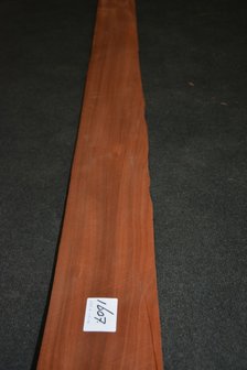 Moabi fineer 232 x 13-14 cm | 0.6 mm | 0,31m&sup2;
