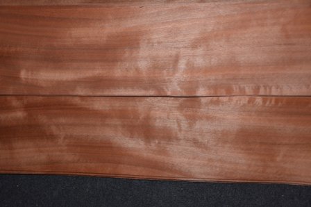 Moabi fineer 232 x 13-14 cm | 0.6 mm | 0,31m&sup2;