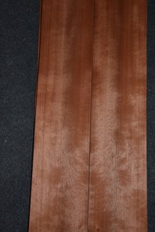 Moabi fineer 196 x 11 cm | 0.6 mm | 0,22m&sup2; 