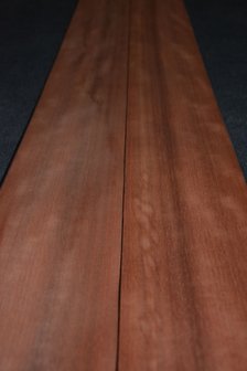 Moabi fineer 232 x 13 cm | 0.6 mm | 0,30m&sup2;