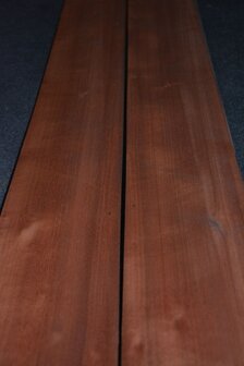 Moabi fineer 224 x 13-15cm | 0.6 mm | 0,32m&sup2;