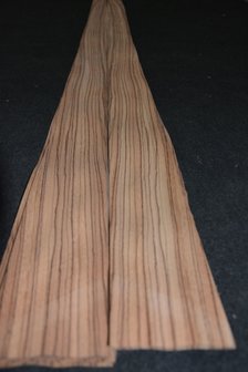 Zebrano fineer 320 x 10-11 cm | 0.6 mm | 0,34m&sup2;