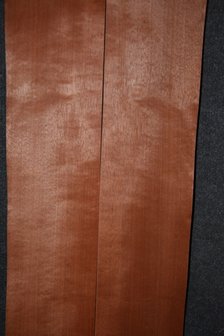 Moabi fineer 230 x 11 cm | 0.6 mm | 0,25m&sup2;