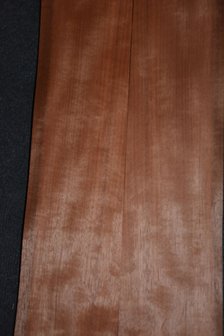 Moabi fineer 220 x 12 cm | 0.6 mm | 0,264m&sup2;