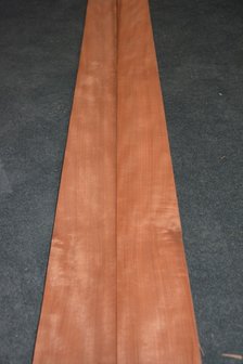 Moabi fineer 220 x 12 cm | 0.6 mm | 0,264m&sup2;