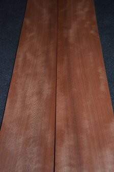 Moabi fineer 265 x 12-13 cm | 0.6 mm | 0,33m&sup2;