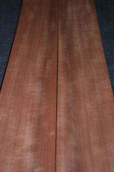 Moabi fineer 208 x 12 cm | 0.6 mm | 0,25m&sup2; 
