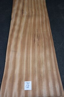 Zebrano fineer 100 x 34-35 cm | 0.6 mm | 0,345m&sup2;
