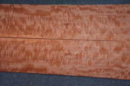 Makore fineer 213 x 16 cm | 0.6mm | 0,34m&sup2;