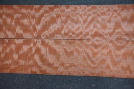 Makore fineer 223 x 25-27 cm | 0.6mm | 0,58m&sup2;