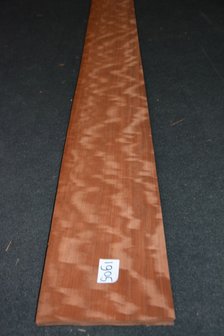 Makore fineer 223 x 25-27 cm | 0.6mm | 0,58m&sup2;