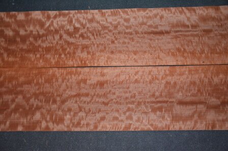 Makore fineer 212 x 34 cm | 0.6mm | 0,72m&sup2;