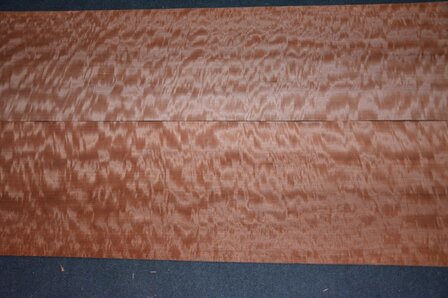 Makore fineer 213 x 40-41 cm | 0.6mm | 0,86m&sup2;