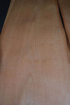Kersen fineer 95 x 31 cm | 0.6mm | 0,29m&sup2;