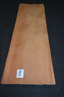 Kersen fineer 95 x 31 cm | 0.6mm | 0,29m&sup2;