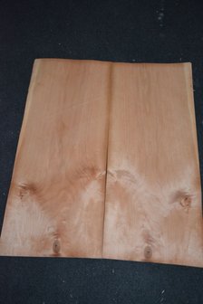 Kersen fineer 75 x 31 cm | 0.6mm | 0,23m&sup2;
