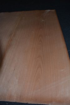 Kersen fineer 82 x 35 cm | 0.6mm | 0,29m&sup2;