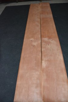 Kersen fineer 296 x 31-33 cm | 0.6mm | 0,95m&sup2;