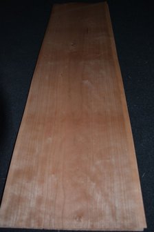 Kersen fineer 97 x 28 cm | 0.6mm | 0,27m&sup2;