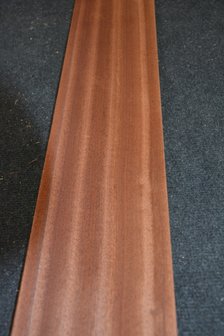 Sipo mahonie fineer 225 x 15 cm | 0.6mm | 0,3375