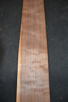 Amerikaans noten fineer 425 x 20-24 cm | 0.6mm | 0,935m&sup2;
