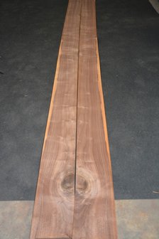 Amerikaans noten fineer 425 x 20-24 cm | 0.6mm | 0,935m&sup2;
