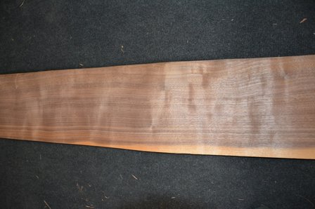 Amerikaans noten fineer 425 x 20-24 cm | 0.6mm | 0,935m&sup2;