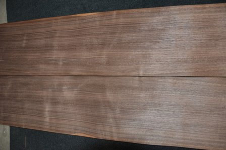 Amerikaans noten fineer 425 x 20-24 cm | 0.6mm | 0,935m&sup2;