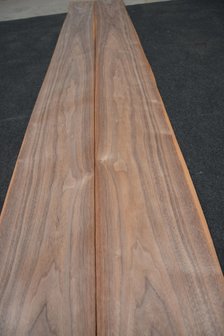 Amerikaans noten fineer 440 x 20 cm | 0.6mm | 0,880m&sup2;
