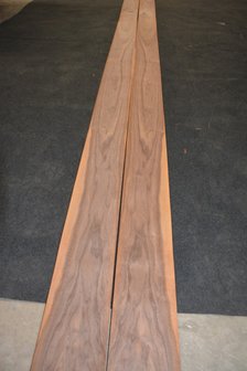 Amerikaans noten fineer 440 x 17 cm | 0.6mm |  0,748m&sup2;