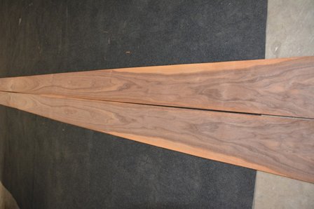 Amerikaans noten fineer 440 x 17 cm | 0.6mm |  0,748m&sup2;